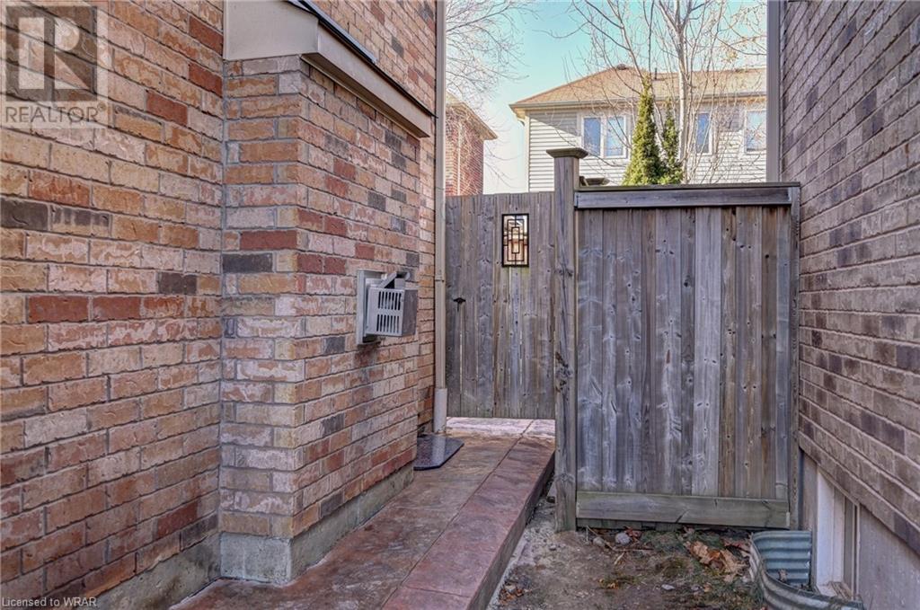 43 APPLE Drive