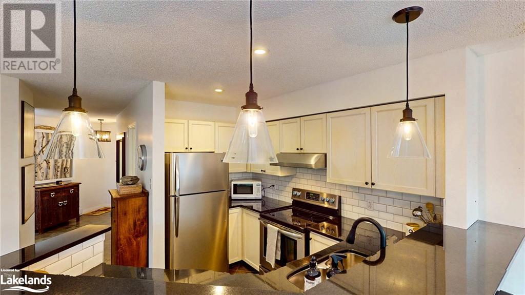 826 SUNCREST Circle
