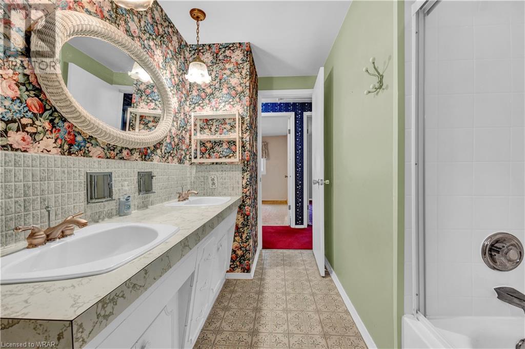 131 CHELFORD Crescent