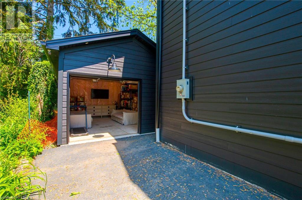 12 CLENRAY Place