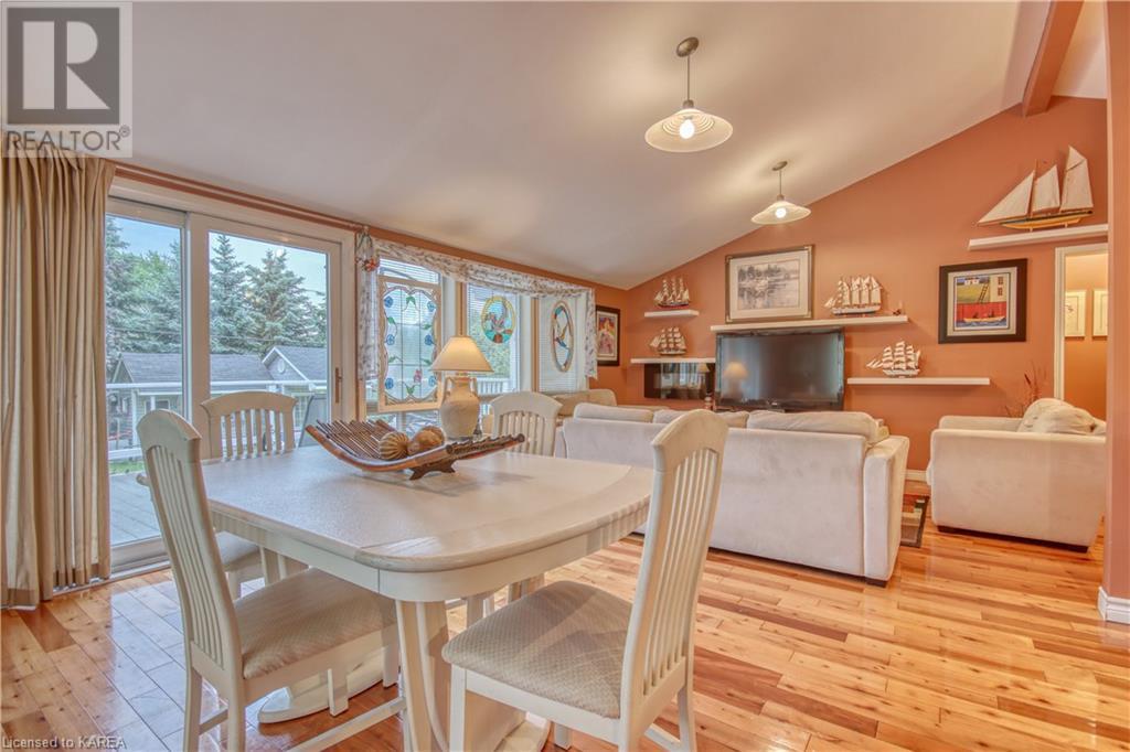 32 BAYVIEW Drive