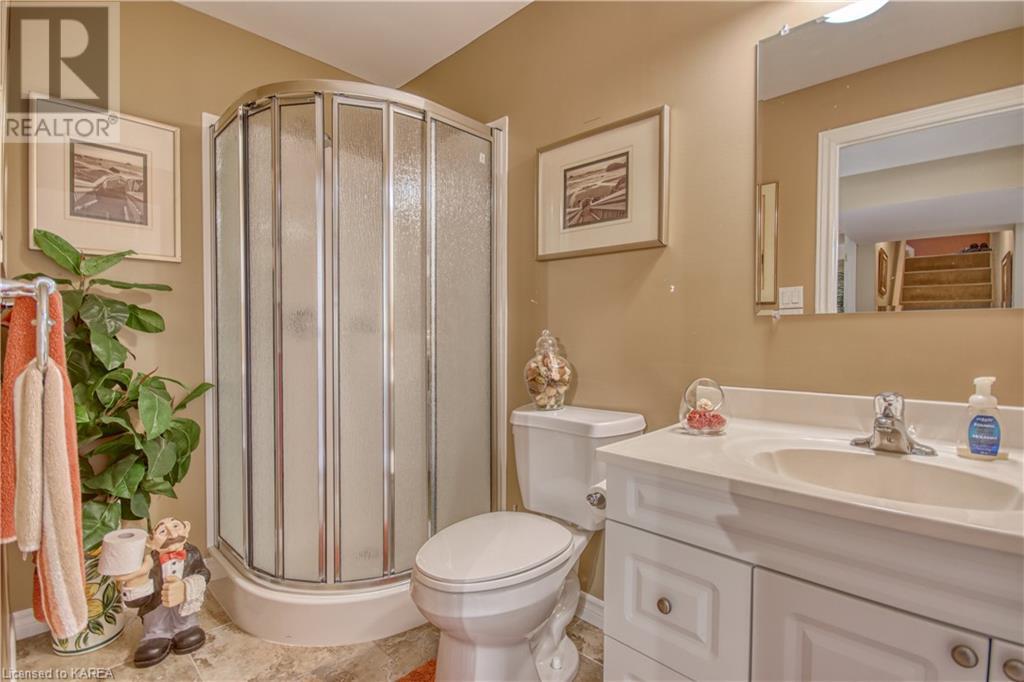32 BAYVIEW Drive