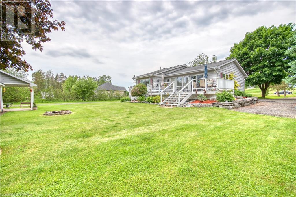 32 BAYVIEW Drive