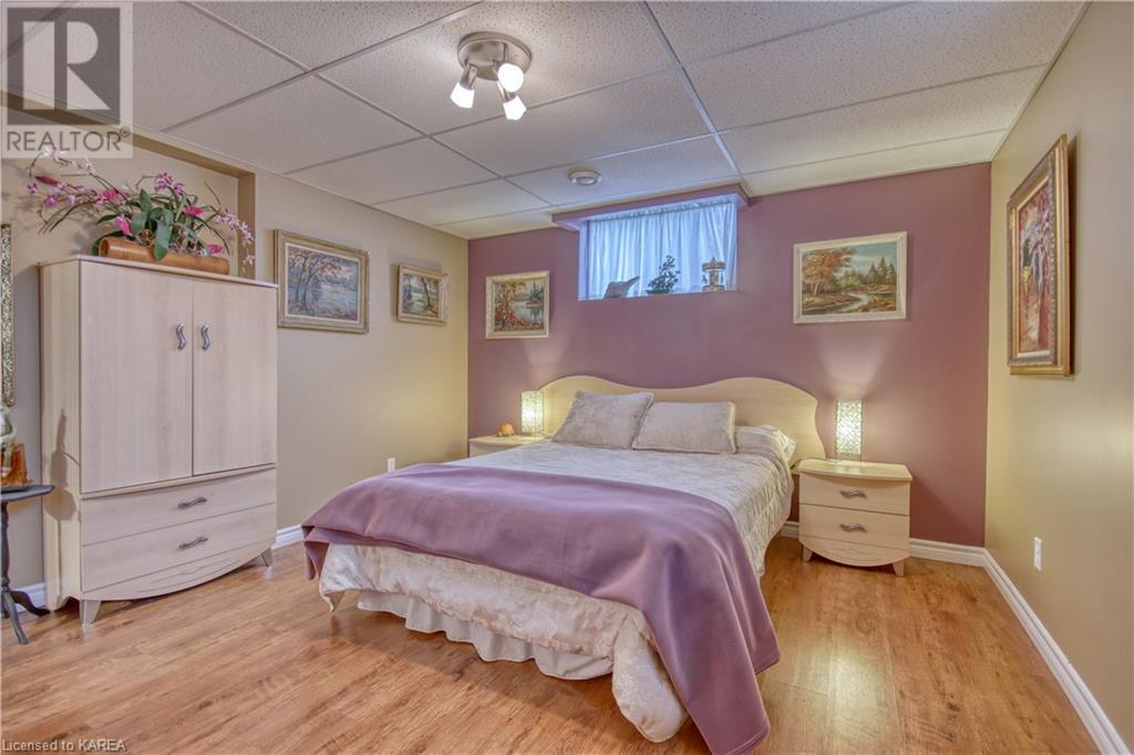 32 BAYVIEW Drive
