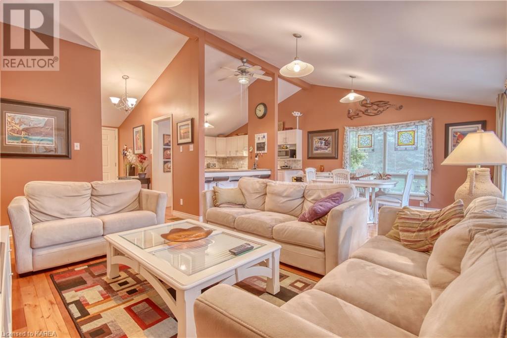 32 BAYVIEW Drive