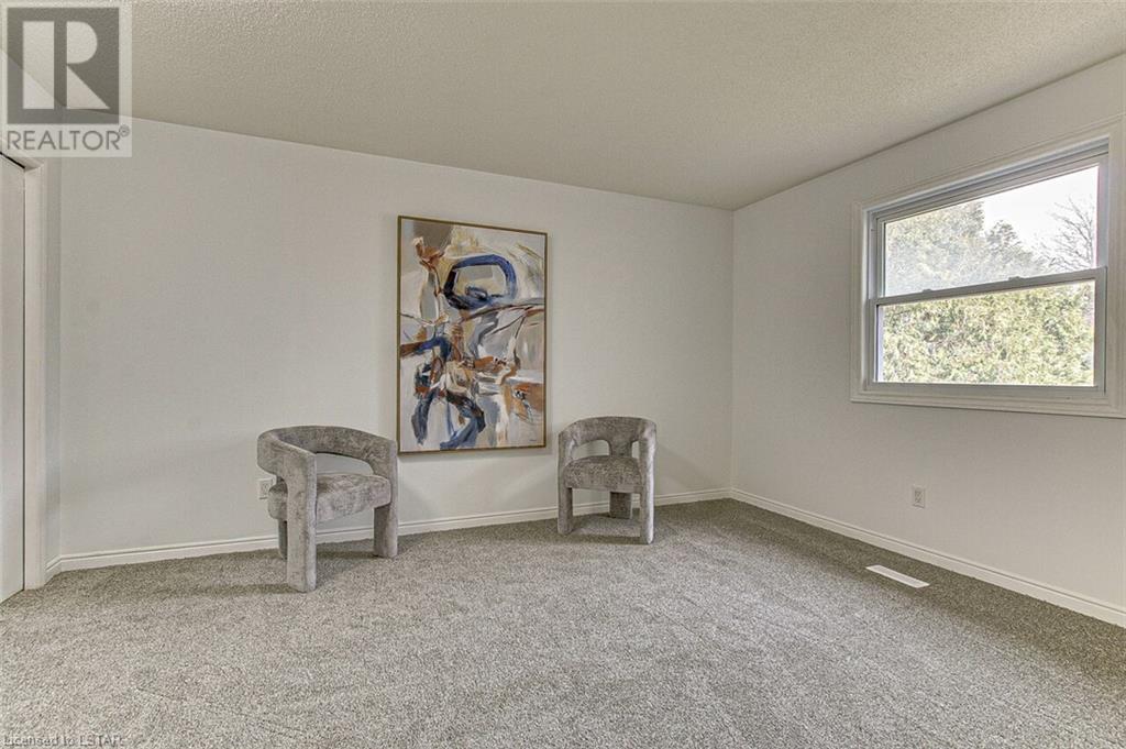 280 BLUE FOREST Place