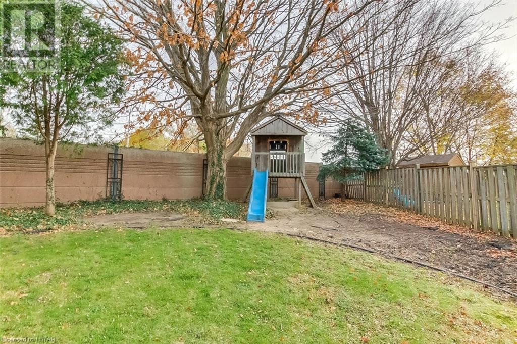 280 BLUE FOREST Place