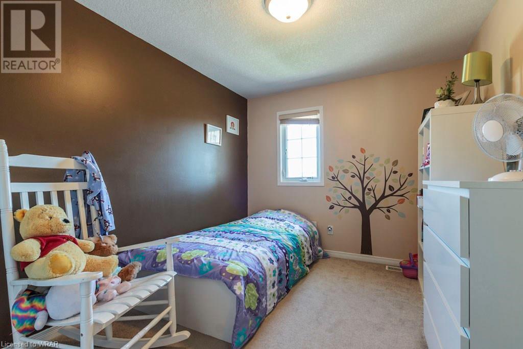 1130 COPPER LEAF Crescent