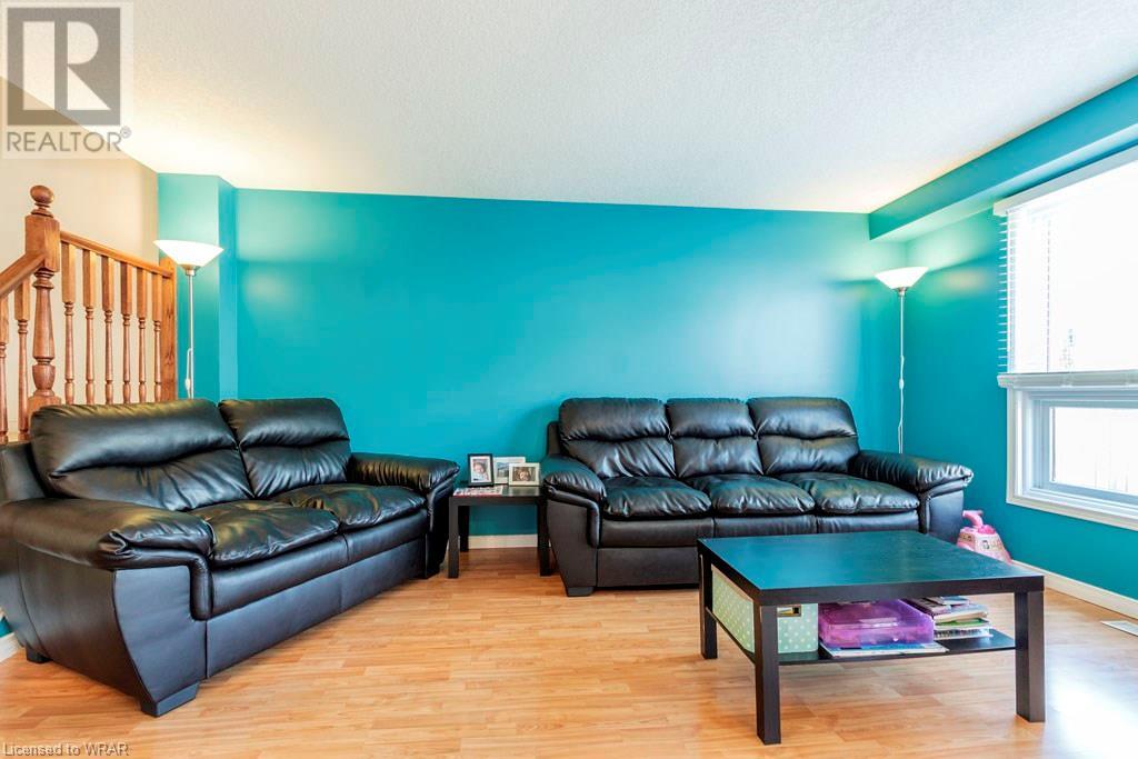1130 COPPER LEAF Crescent