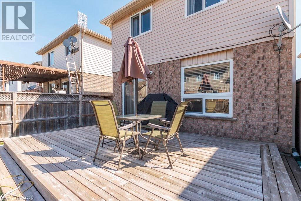 1130 COPPER LEAF Crescent