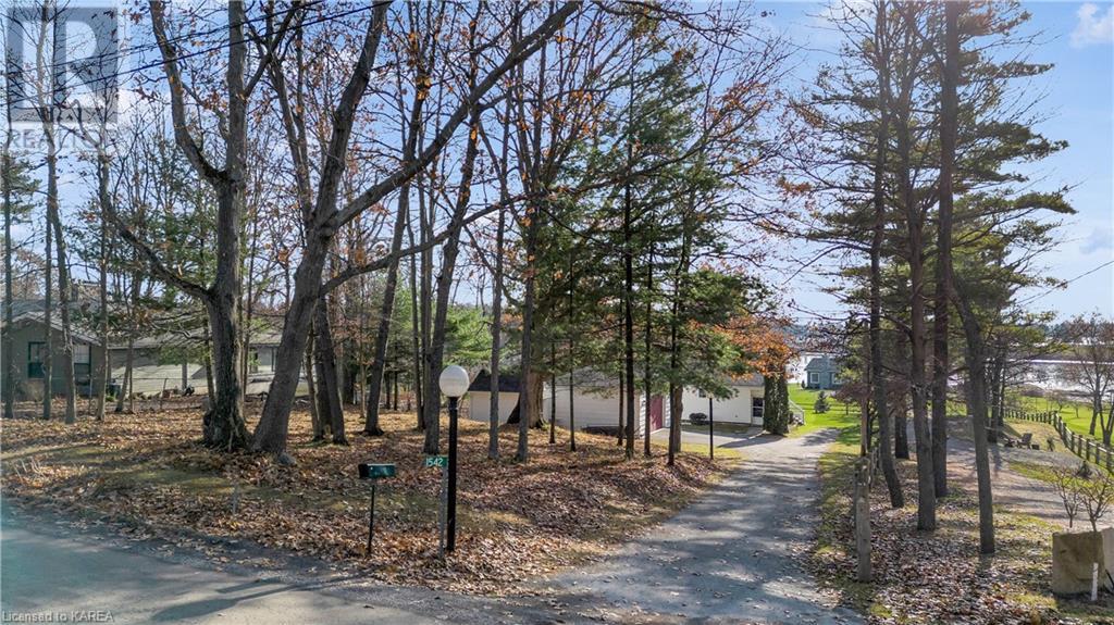 1542 SHORE Road