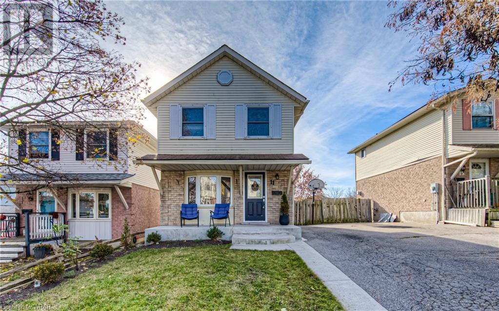 11 CARTER Crescent