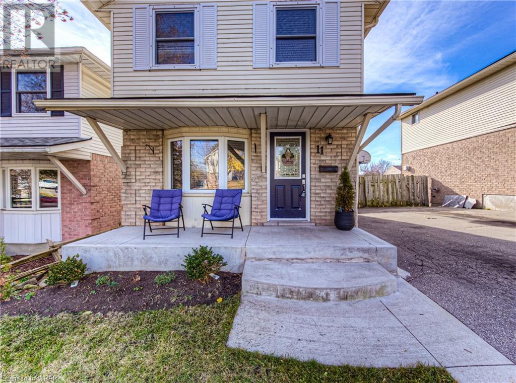 11 CARTER Crescent
