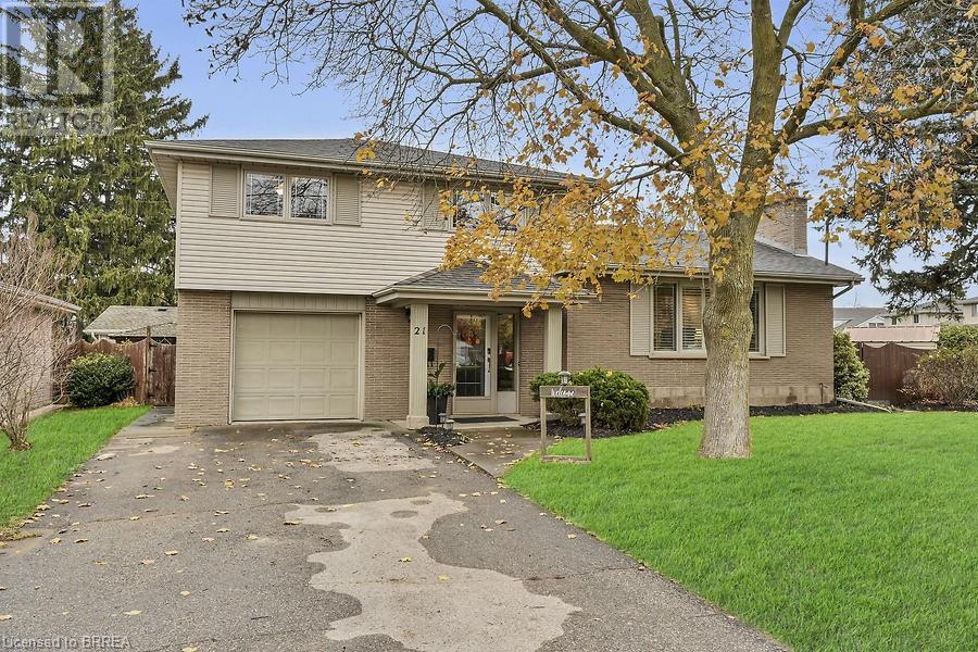 21 CONKLIN Crescent