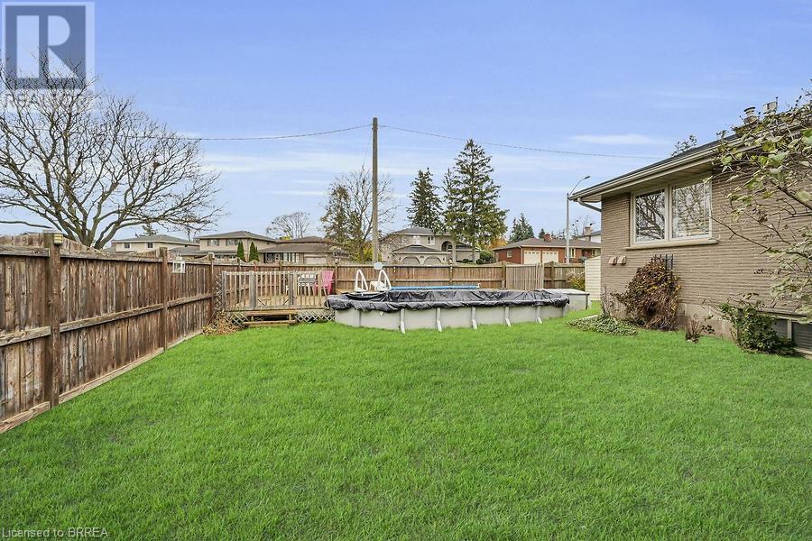 21 CONKLIN Crescent