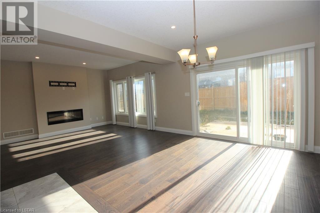 2779 ORIOLE Drive Unit# UPPER