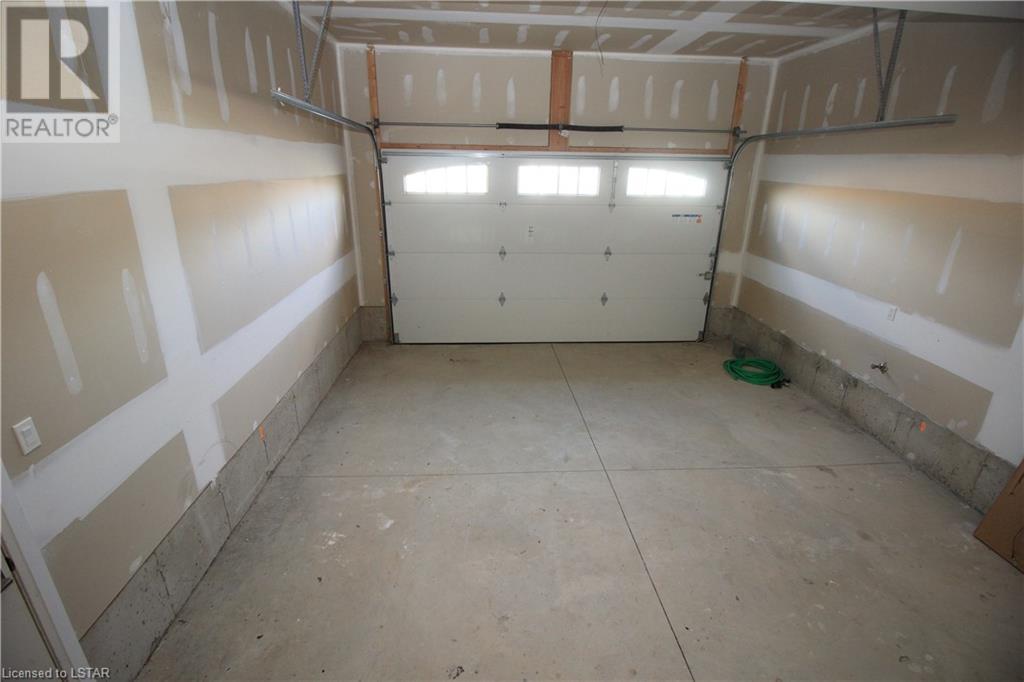 2779 ORIOLE Drive Unit# UPPER