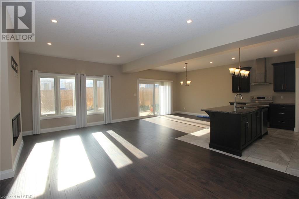 2779 ORIOLE Drive Unit# UPPER