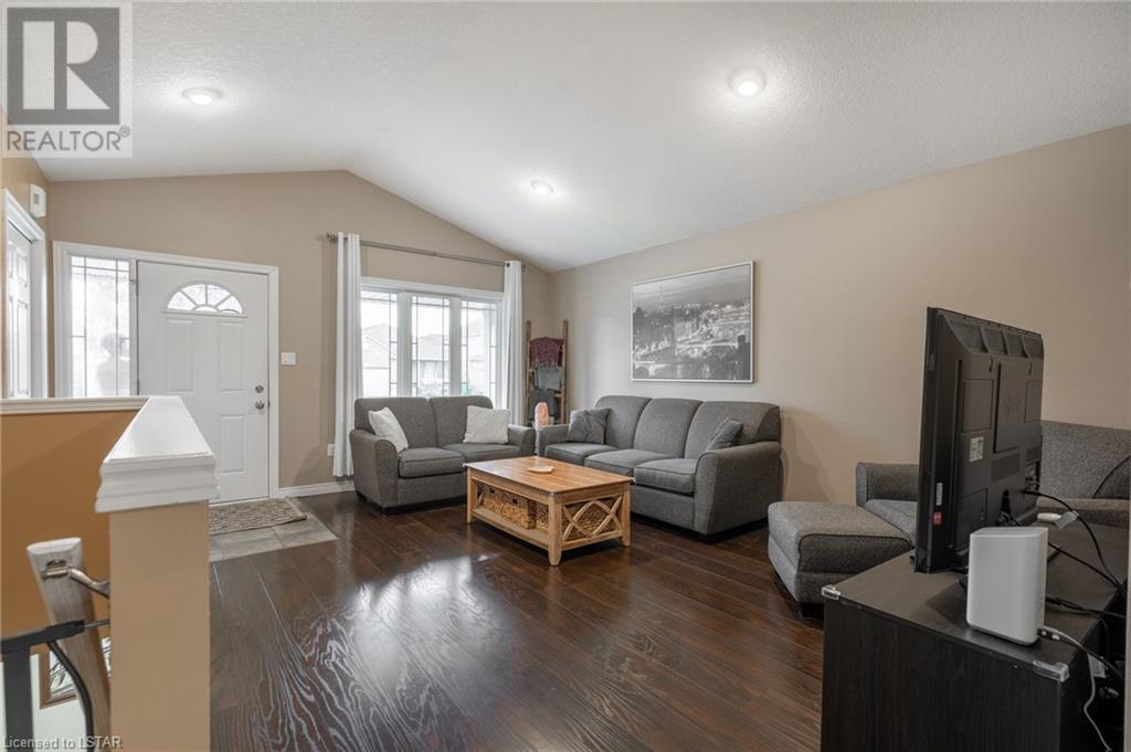 12 HAGERMAN Crescent