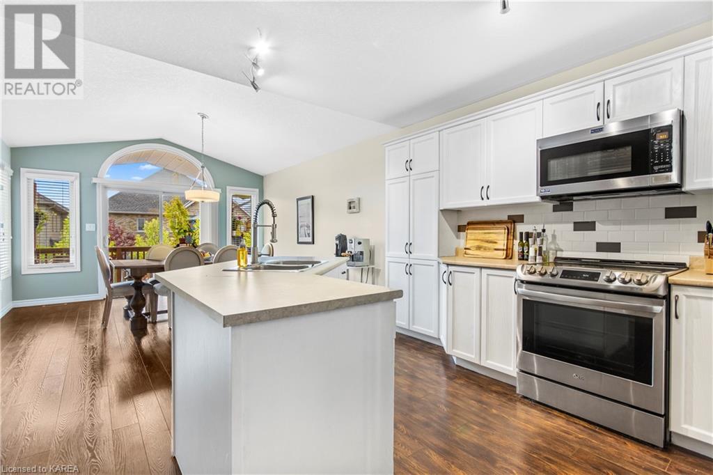 1332 ANDERSEN Drive