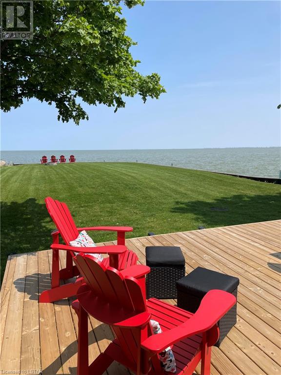 7352 ST. CLAIR Road