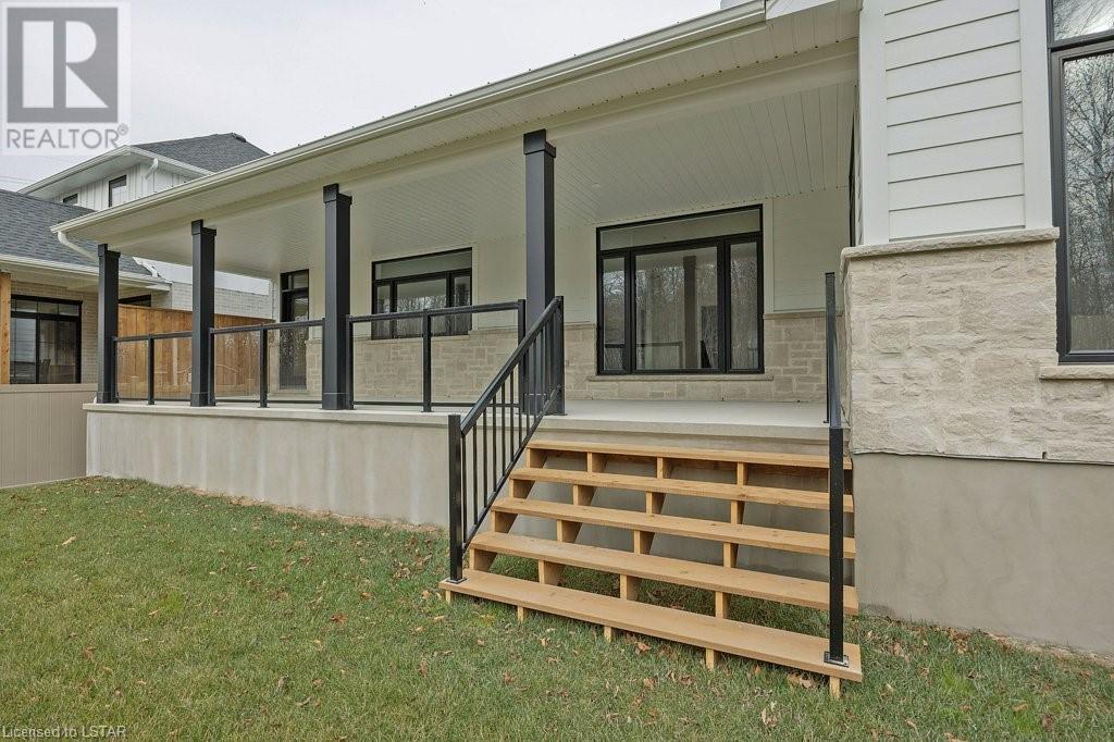 131 GLENGARIFF Drive