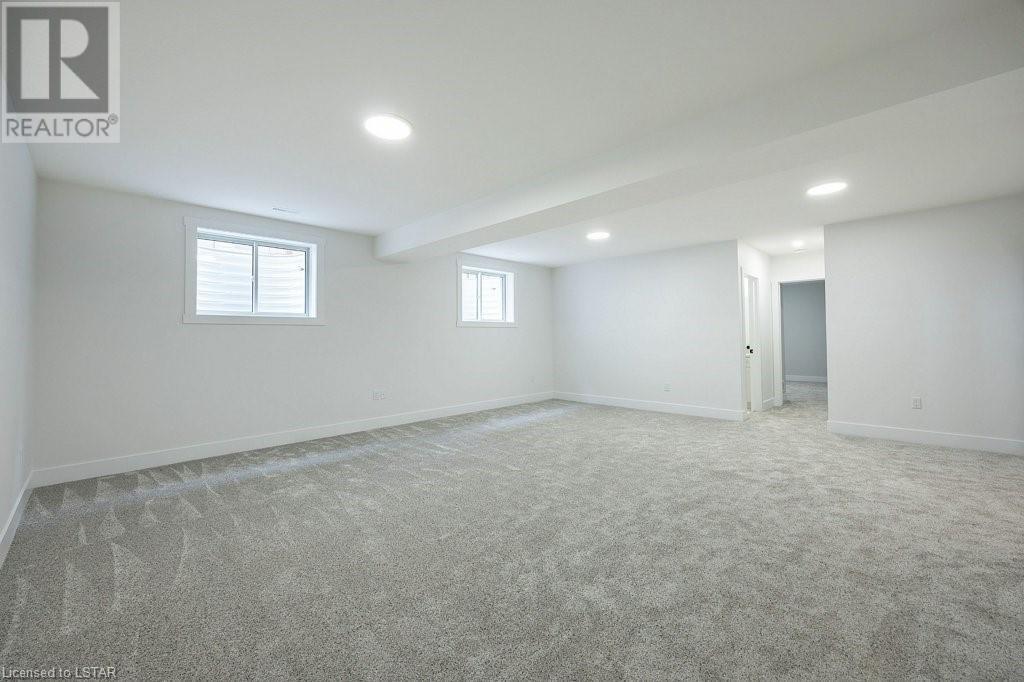 131 GLENGARIFF Drive