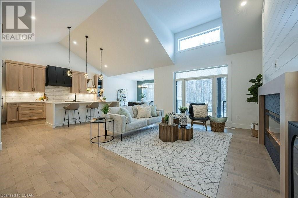 131 GLENGARIFF Drive