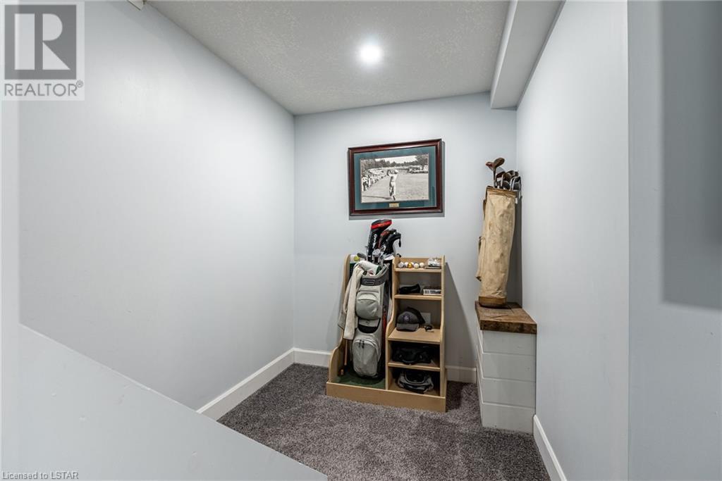 168 GILMOUR Drive