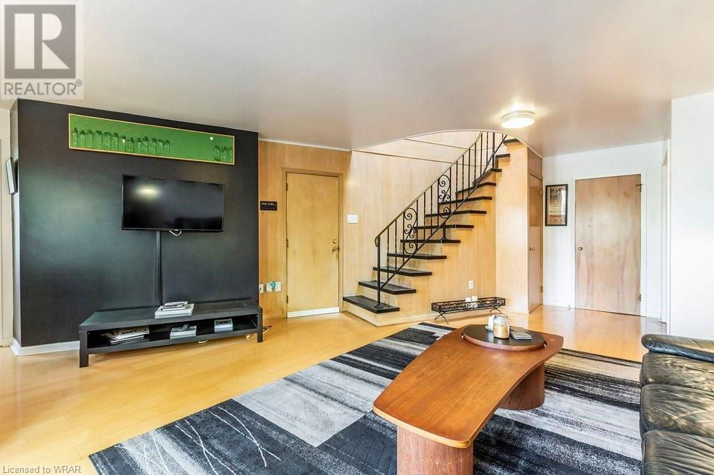 294 ALGONQUIN Drive