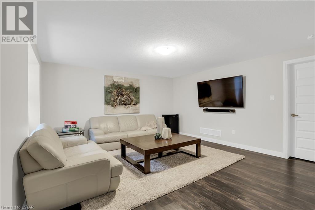 1110 MEADOWLARK Ridge Unit# 19