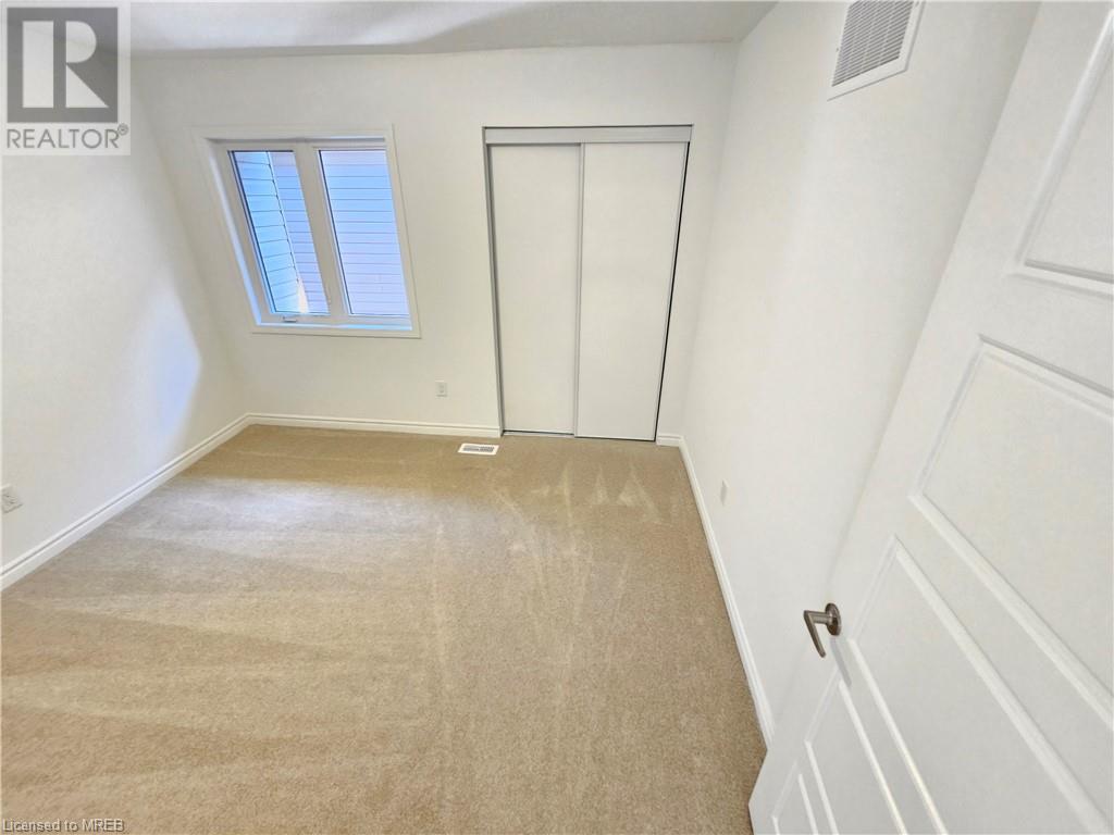 34 HAMMERMEISTER Street