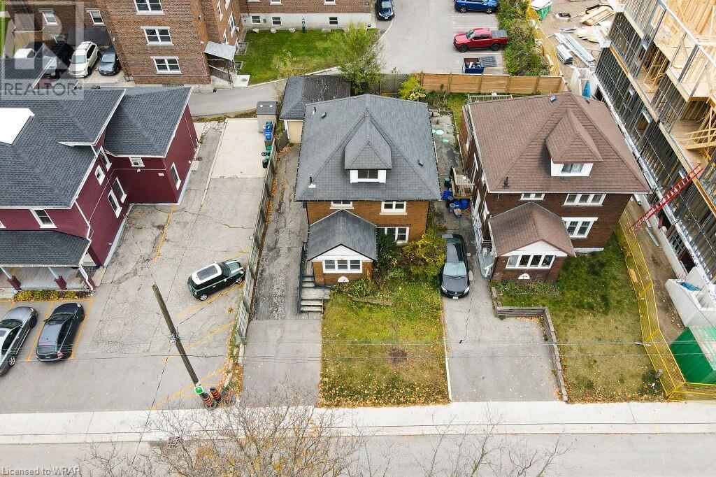 11 PETER Street