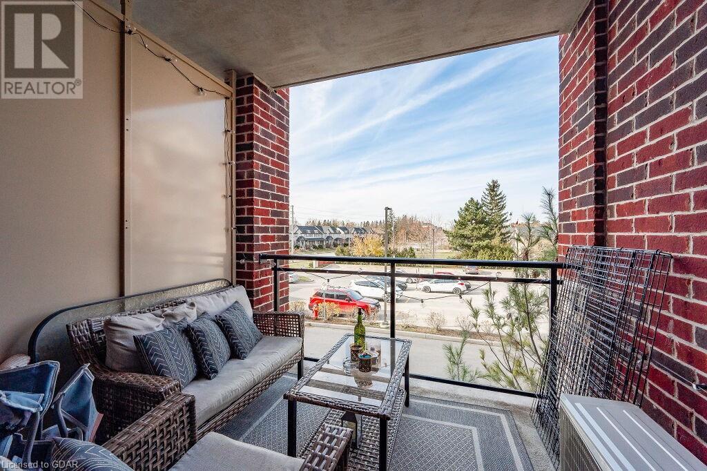 1440 GORDON Street Unit# 210