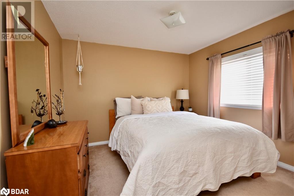 58 DUNSMORE Lane
