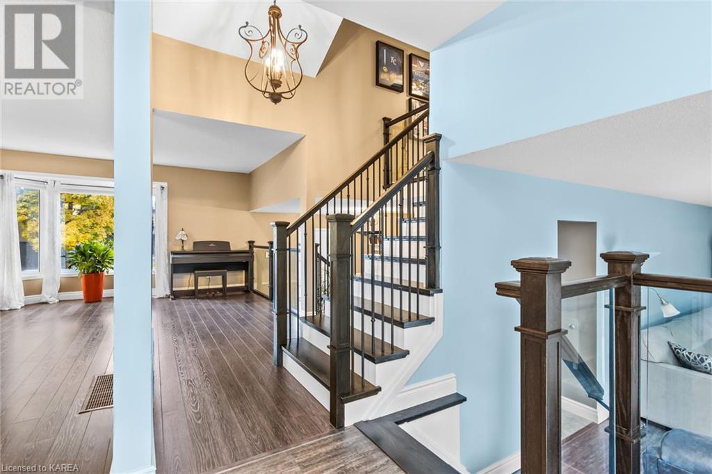 924 NEWHALL Drive