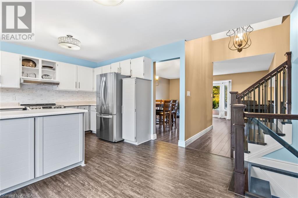 924 NEWHALL Drive