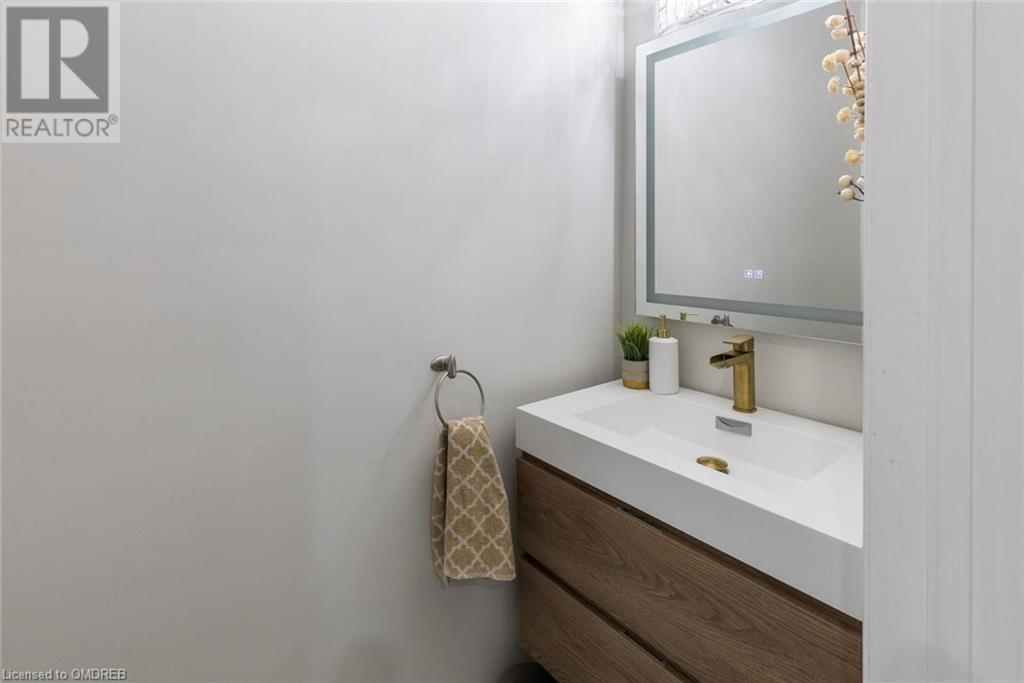 6993 AMOUR Terrace