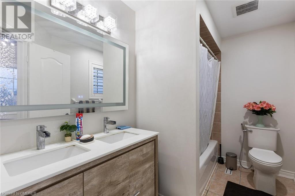 6993 AMOUR Terrace