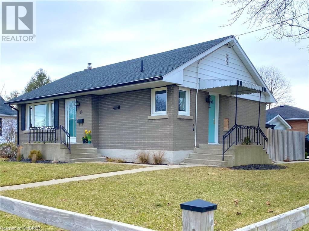 42 HAMILTON Avenue