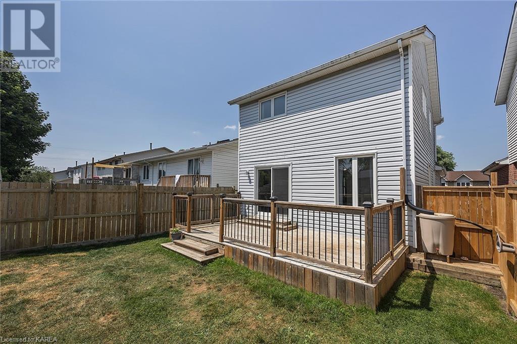 943 KILLARNEY Crescent