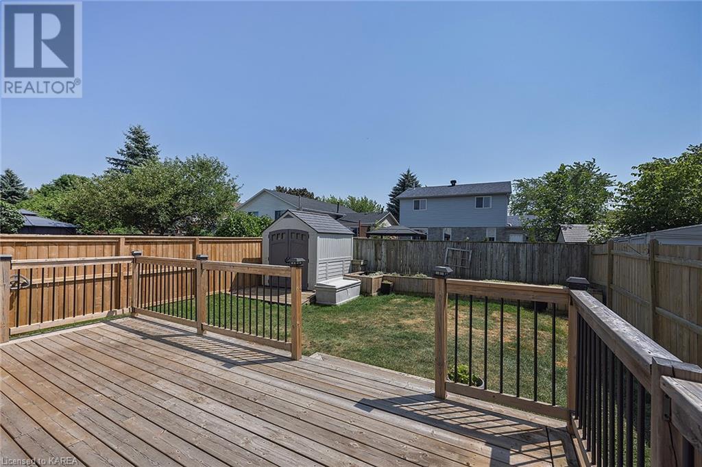 943 KILLARNEY Crescent