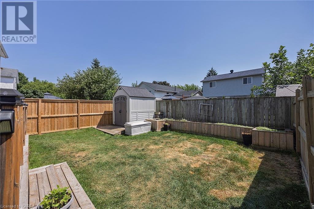 943 KILLARNEY Crescent
