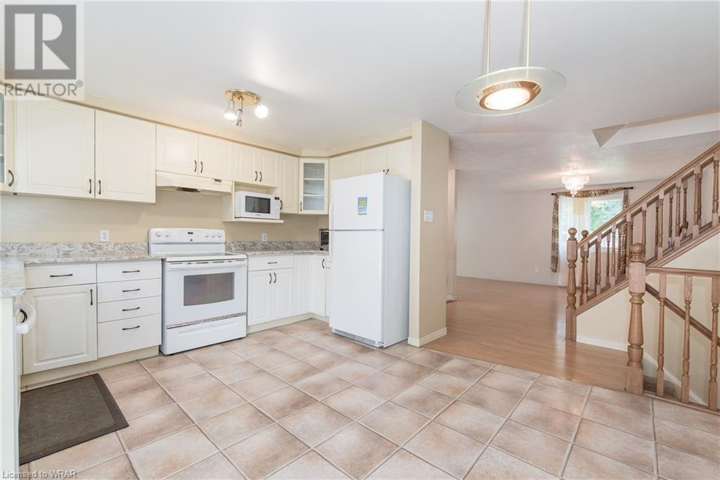 584 THORNDALE Drive