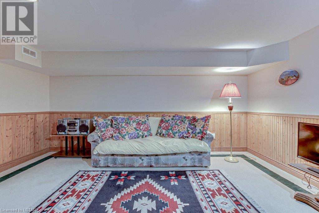 1328 COMMISSIONERS Road W Unit# 118