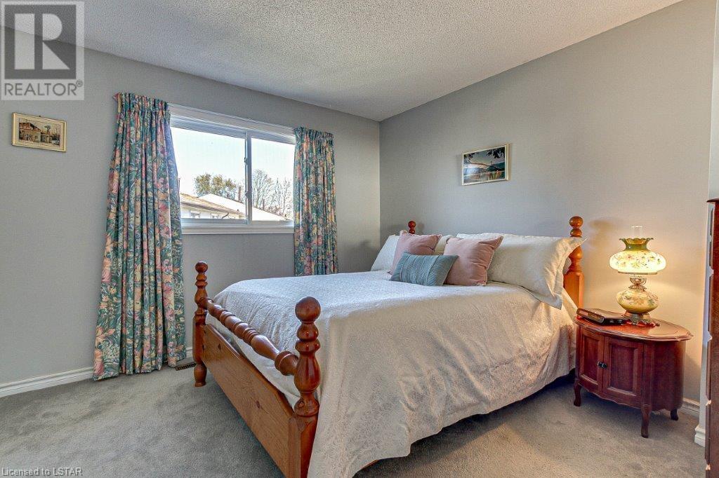 1328 COMMISSIONERS Road W Unit# 118