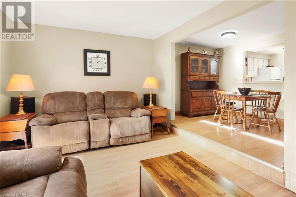 242 LAKEPORT Road