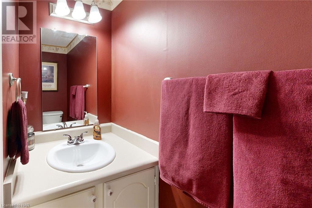 242 LAKEPORT Road