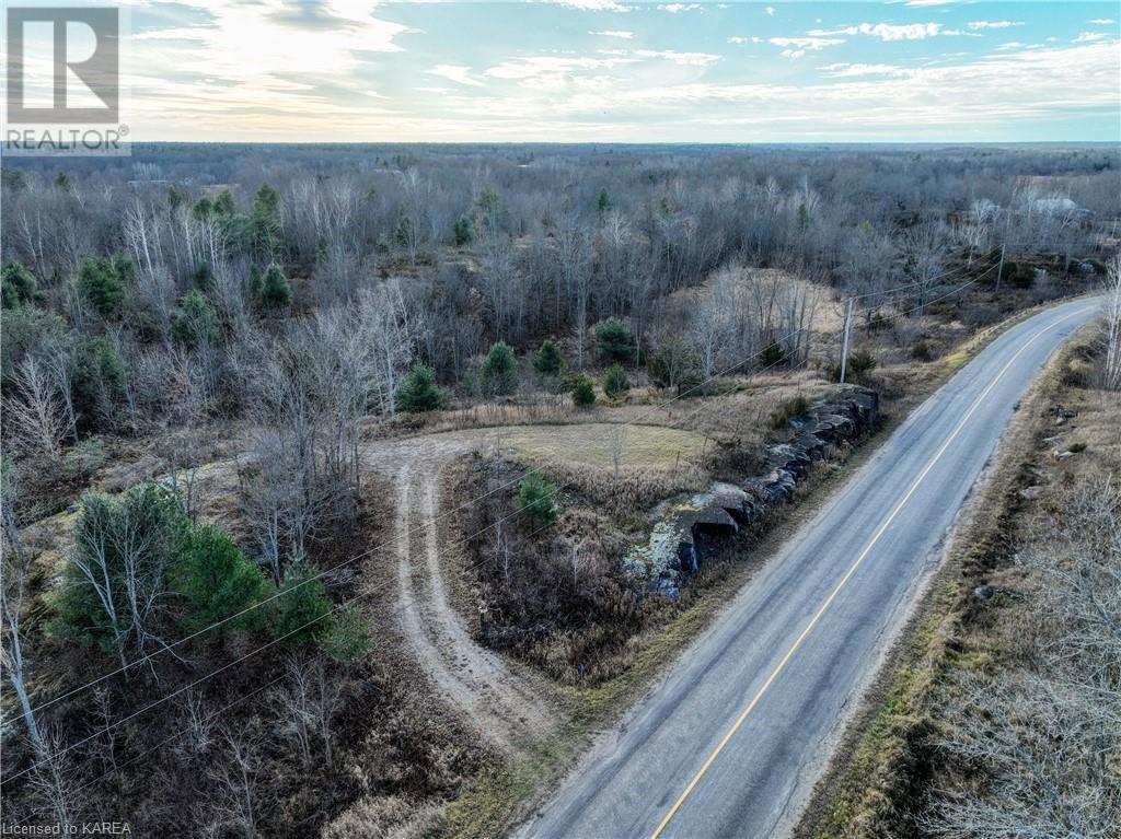 1147 LONG LAKE Road