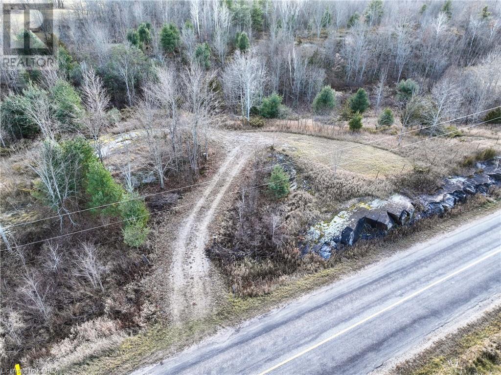 1147 LONG LAKE Road